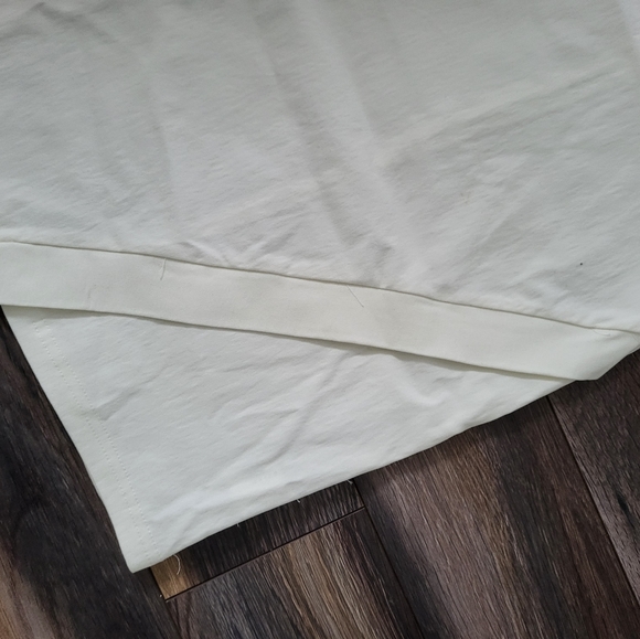 Little White Dress - Picture 3 of 4